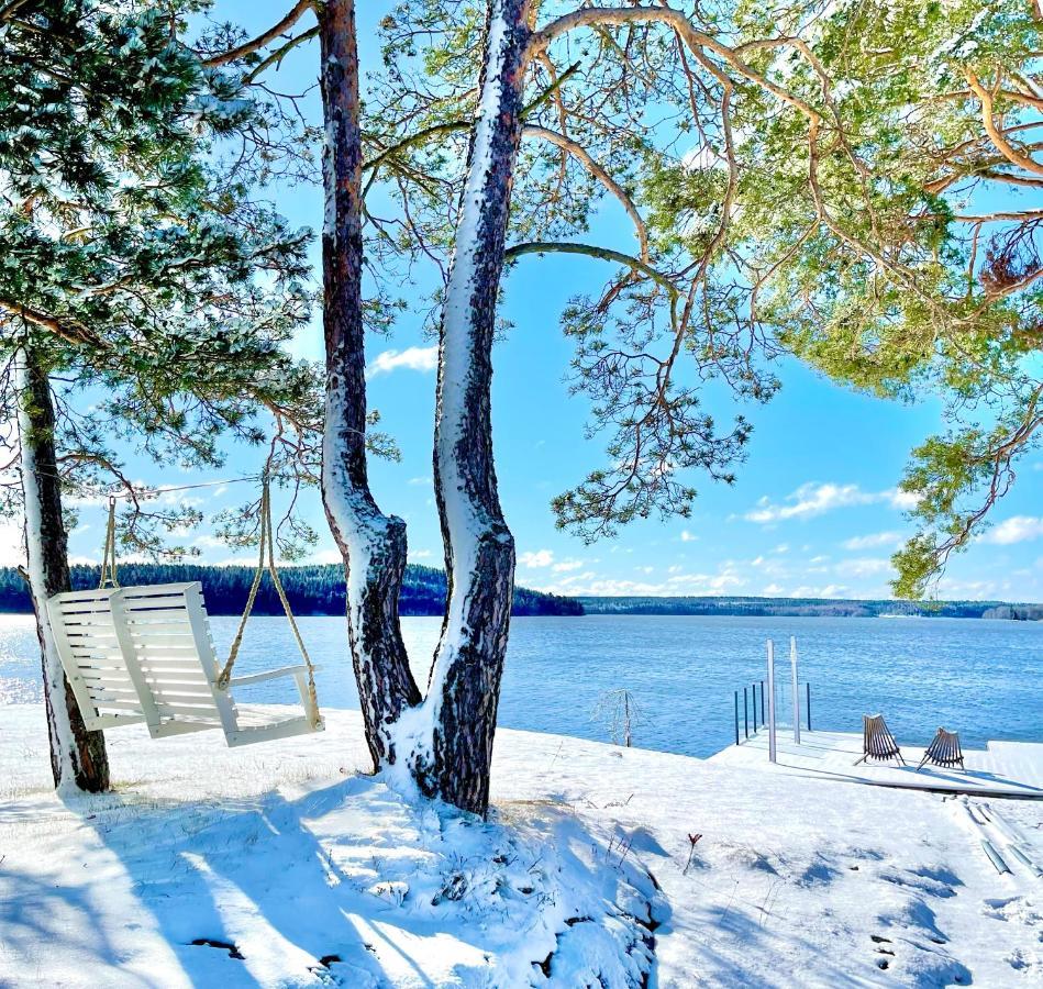 Bastuviken Bed And Breakfast Уппсала Экстерьер фото