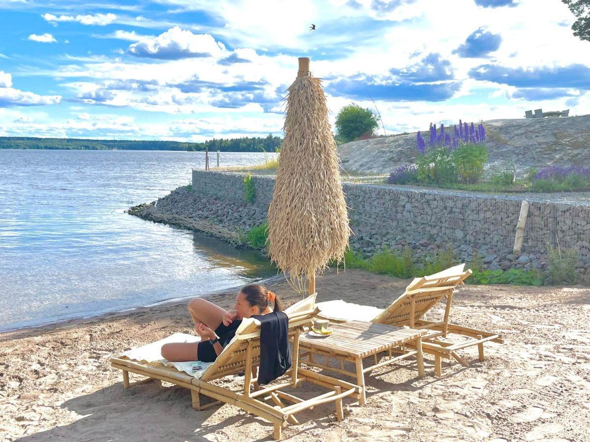 Bastuviken Bed And Breakfast Уппсала Экстерьер фото
